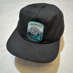 The North Face Sierras One SIze Unisex Cap Hat Adjustable Snapback Excellent